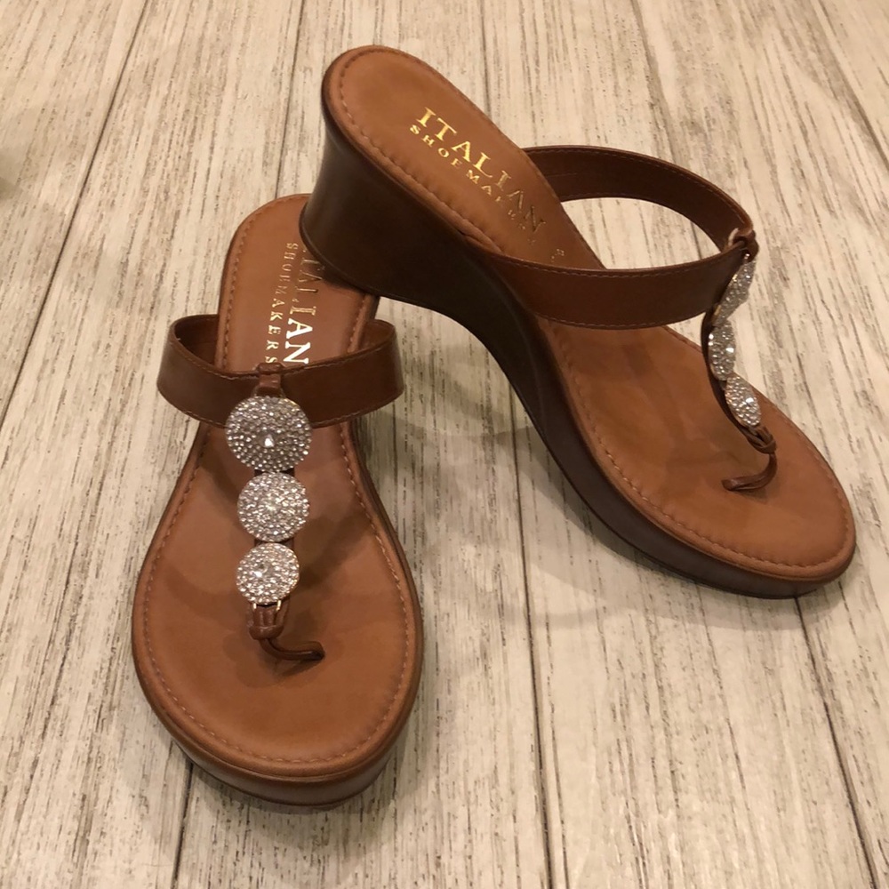 Italian Shoemakers Dazzler Wedge sandals. Size 8